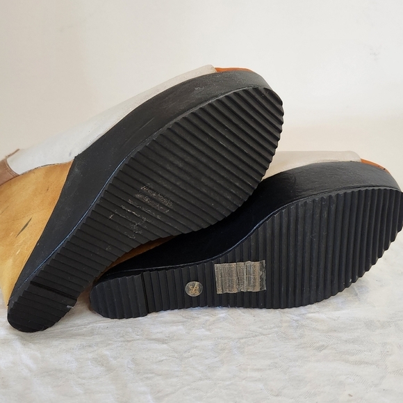 Leather Wedge Heels Cream & Tan - Picture 8 of 11